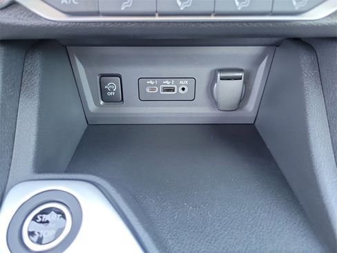 Certified 2024 Nissan Sentra SV w/ Lighting Package image 13