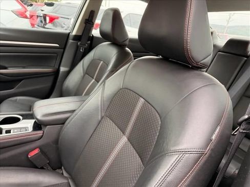 Used 2025 Nissan Altima 2.5 SR AWD/4WD image 14