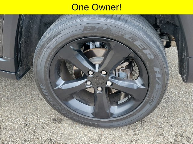 Certified 2024 Jeep Grand Cherokee Altitude AWD/4WD image 7