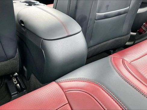 Used 2025 Ford Mustang GT Premium RWD image 10
