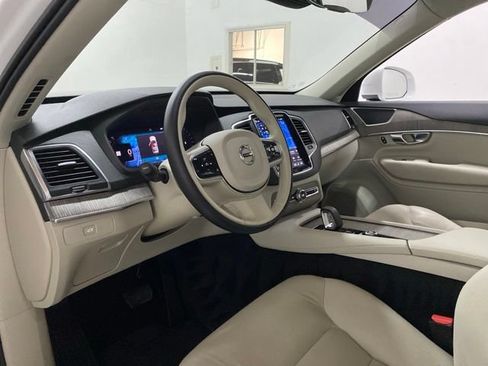Used 2024 Volvo XC90 B6 Core AWD/4WD image 55
