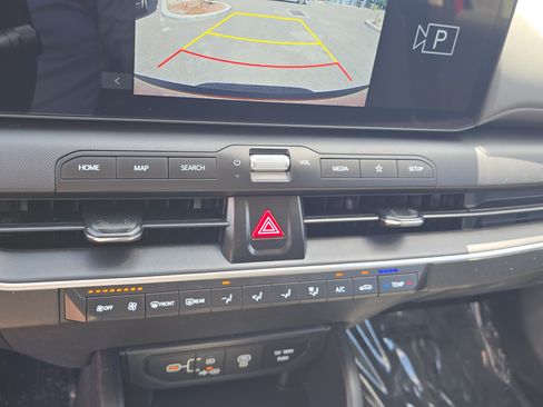 Certified 2025 Kia K4 FWD image 24
