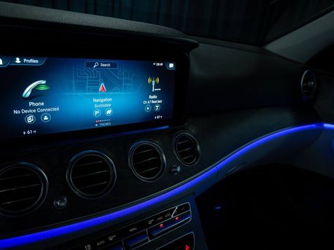 Certified 2023 Mercedes-Benz E 450 4MATIC Sedan image 18