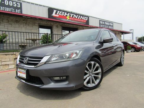 Used 2015 Honda Accord Sport image 1
