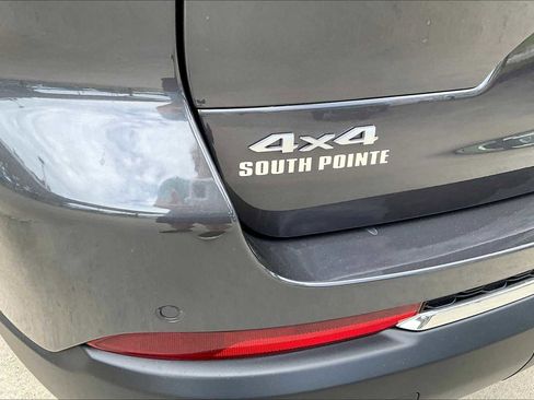 New 2025 Jeep Grand Cherokee L Laredo w/ Luxury Tech Group I image 15