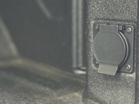 Used 2021 GMC Sierra 3500 Denali w/ Denali Ultimate Package image 44