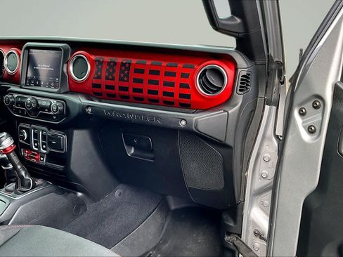 Used 2020 Jeep Wrangler Rubicon AWD/4WD image 23