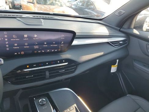 New 2026 Buick Enclave Preferred w/ Power Package image 27