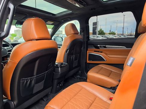 Certified 2025 Kia Telluride SX Prestige X-Line AWD/4WD image 13
