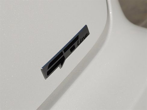 New 2025 Kia K4 GT-Line image 7