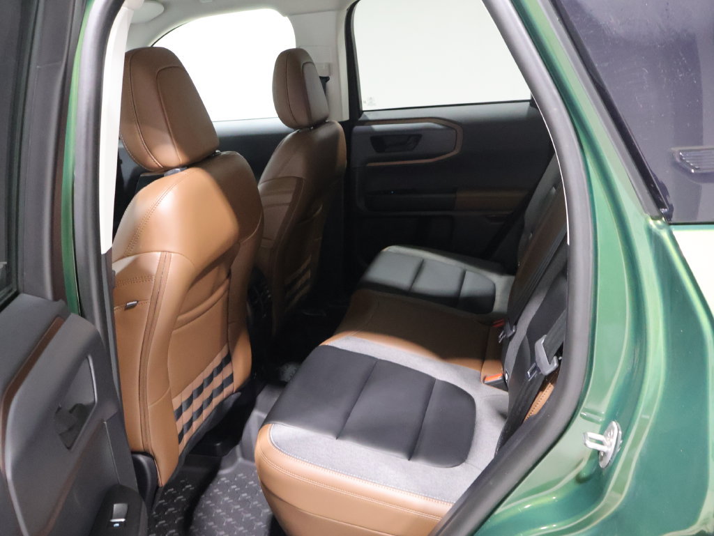 Used 2024 Ford Bronco Sport Outer Banks AWD/4WD image 19