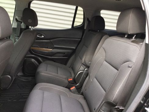 Used 2021 GMC Acadia SLE w/ Driver Convenience Package image 7