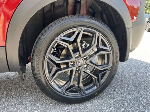 New 2026 Nissan Kicks SR w/ SR Premium Package FWD image 8