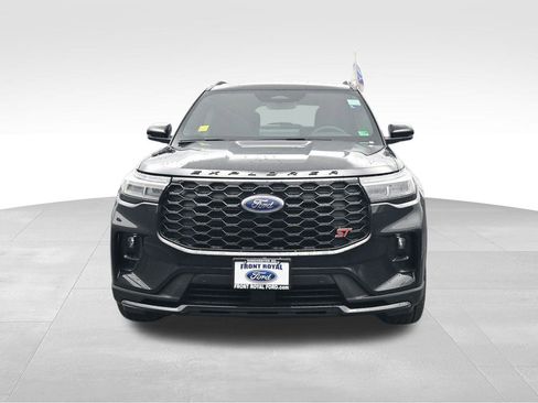 New 2026 Ford Explorer ST image 3