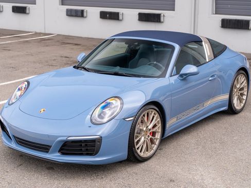 Used 2017 Porsche 911 Targa 4S AWD/4WD image 40