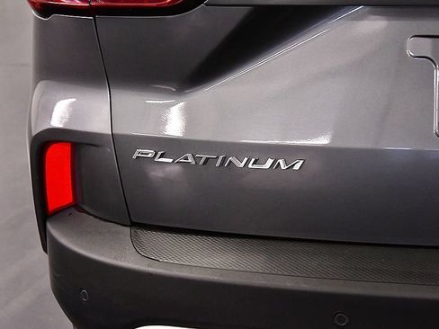Used 2024 Ford Escape Platinum AWD/4WD image 12