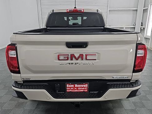 New 2026 GMC Canyon Elevation w/ Convenience Package RWD image 7