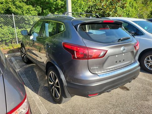 Used 2019 Nissan Rogue Sport SV w/ Technology Package FWD image 4