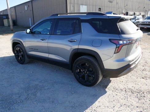New 2026 Chevrolet Equinox LT w/ Midnight Edition FWD image 6