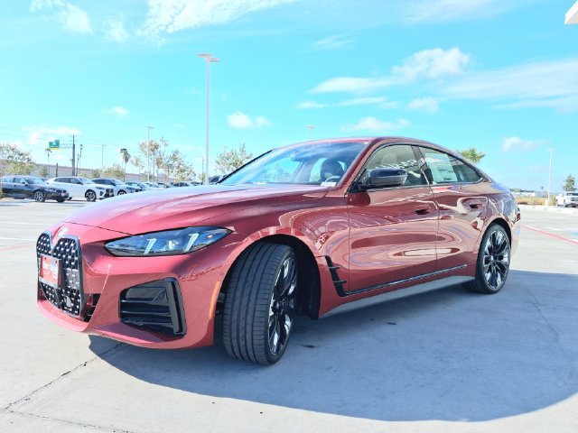 New 2026 BMW 430i w/ M Sport Package RWD image 3
