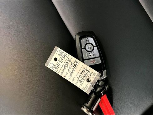 Used 2024 Ford Maverick Lariat w/ Black Appearance Package image 10