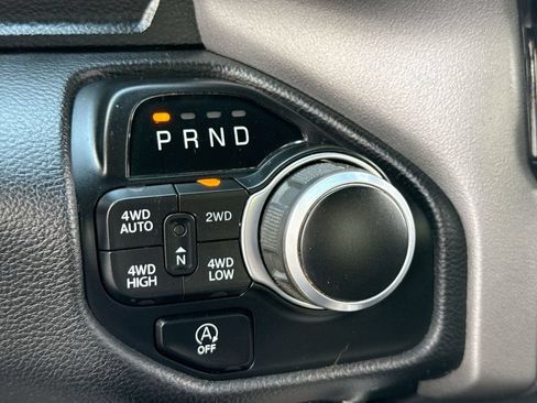 Used 2022 RAM 1500 Big Horn AWD/4WD image 18