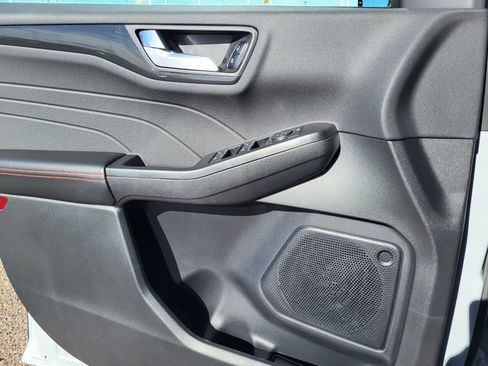 Used 2026 Ford Escape ST-Line w/ Cold Weather Package image 16