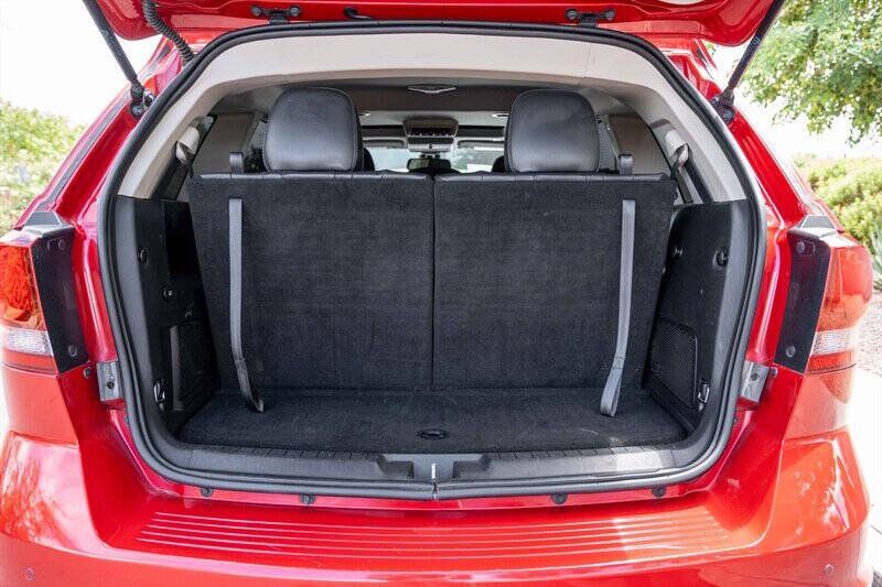 Used 2020 Dodge Journey Crossroad FWD image 20