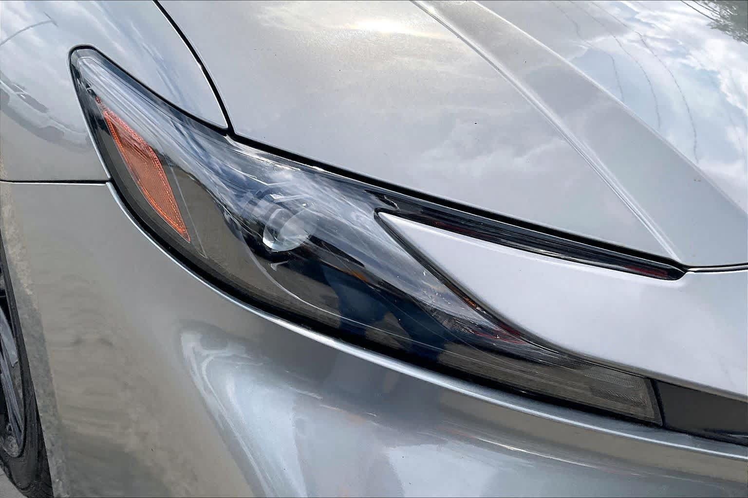 Used 2025 Toyota Camry SE FWD image 27