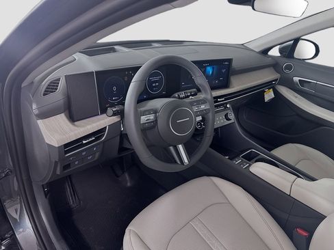 New 2026 Hyundai Sonata Limited image 9