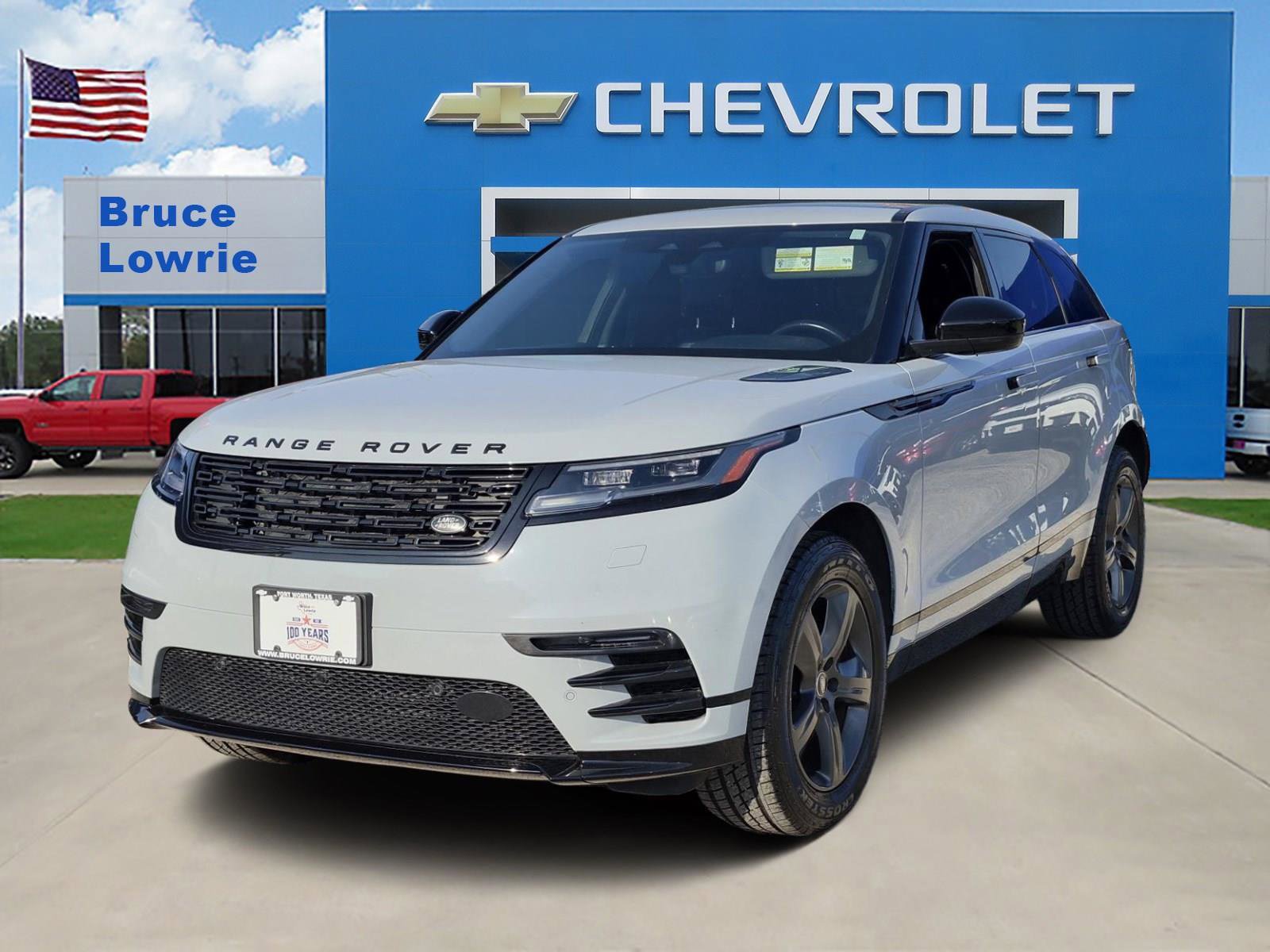 Used 2025 Land Rover Range Rover Velar Dynamic SE AWD/4WD image 1