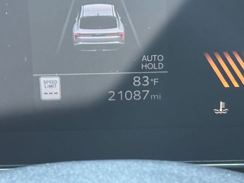 Used 2025 Kia K4 LXS FWD image 42