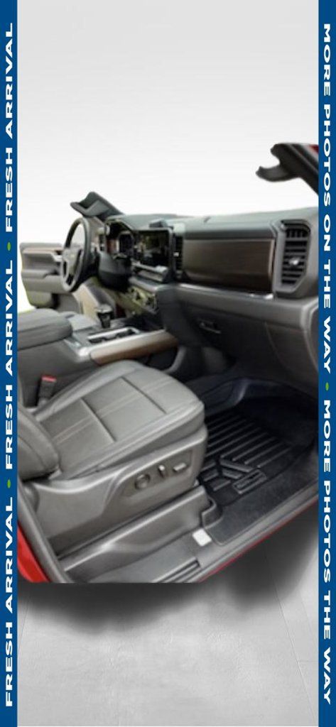 Used 2024 Chevrolet Silverado 1500 High Country w/ Technology Package AWD/4WD image 1