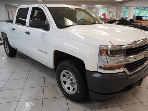 Used 2018 Chevrolet Silverado 1500 W/T w/ WT Convenience Package AWD/4WD image 13