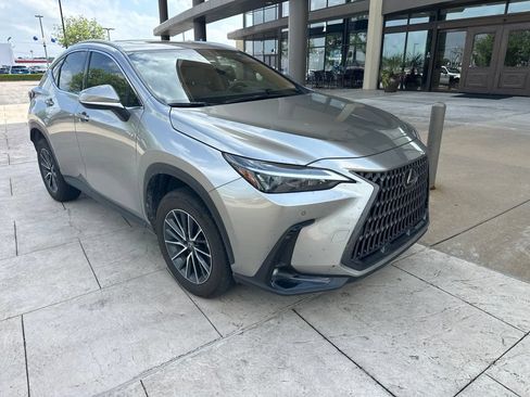 Used 2024 Lexus NX 350h AWD image 3