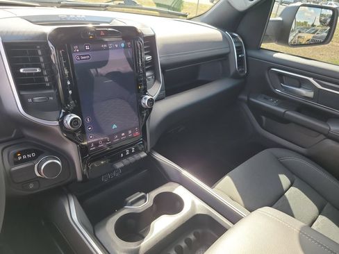 Used 2025 RAM 1500 Big Horn RWD image 23