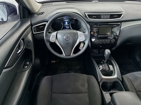Used 2016 Nissan Rogue S FWD image 10