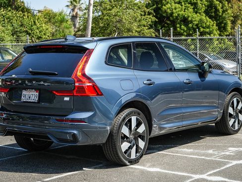 Used 2024 Volvo XC60 T8 Plus AWD/4WD image 6