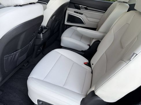 Used 2023 Kia Telluride S AWD/4WD image 12