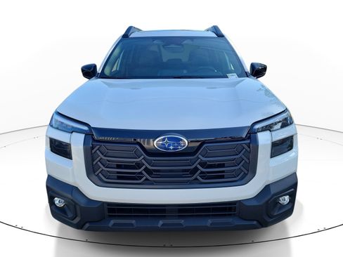 Used 2026 Subaru Outback Limited AWD/4WD image 2