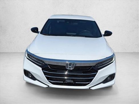Used 2022 Honda Accord Sport image 2
