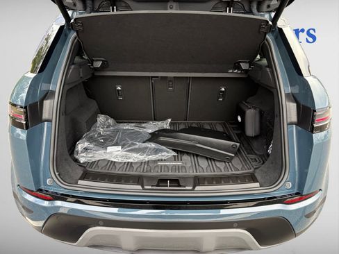 Used 2026 Land Rover Range Rover Evoque S image 7