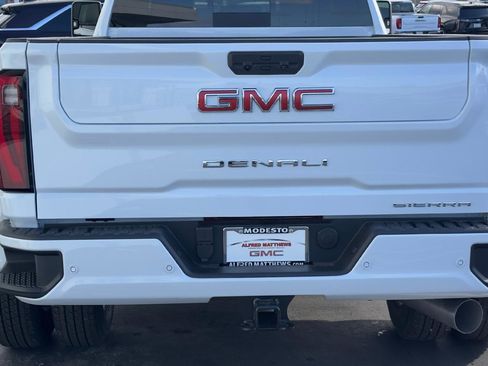 New 2026 GMC Sierra 3500 Denali w/ Denali Reserve Package image 6