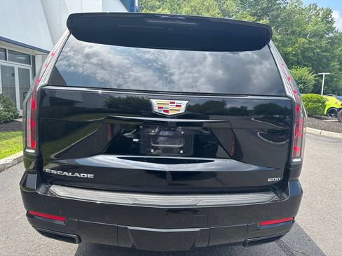 Used 2025 Cadillac Escalade Sport Platinum w/ LPO, Floor Liner Package AWD/4WD image 3