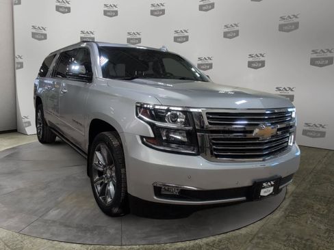 Used 2018 Chevrolet Suburban Premier AWD/4WD image 1