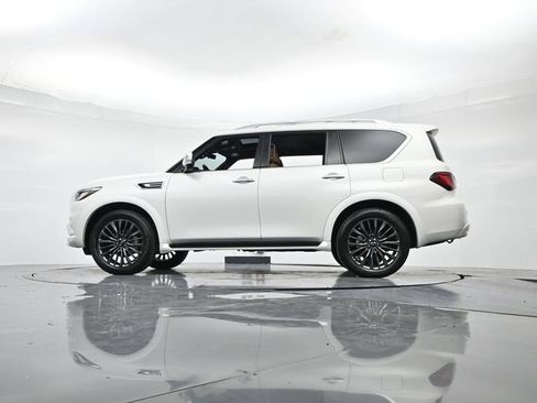 Used 2024 INFINITI QX80 Sensory w/ Cargo Package image 40