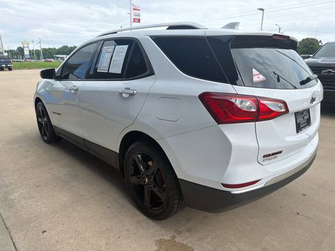 Used 2021 Chevrolet Equinox Premier w/ Redline Edition FWD image 3