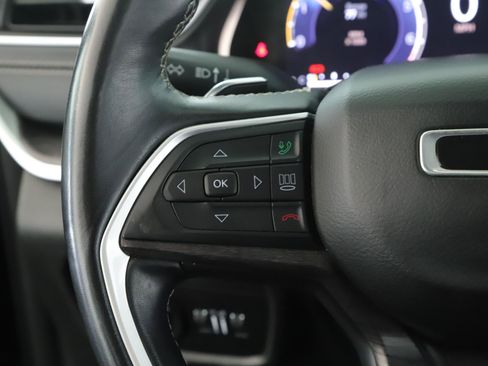 Used 2021 Jeep Grand Cherokee L Limited AWD/4WD image 11