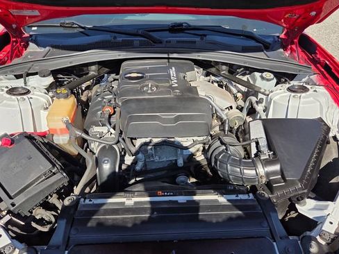 Used 2020 Chevrolet Camaro LT image 20