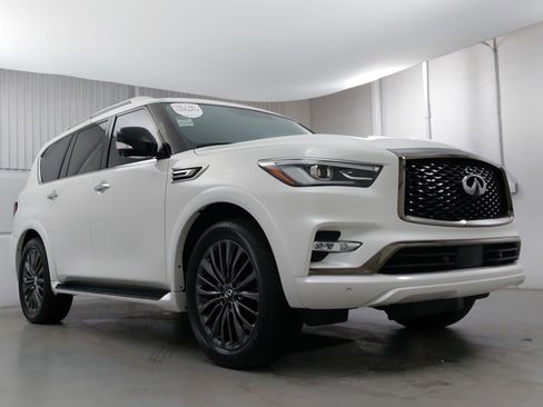 Used 2023 INFINITI QX80 Premium Select w/ Cargo Package image 9